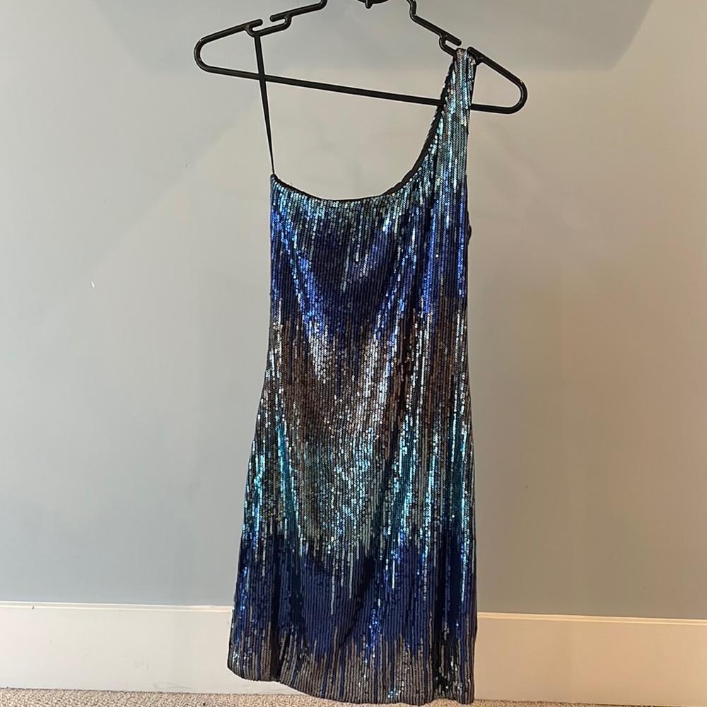 Sequence dress